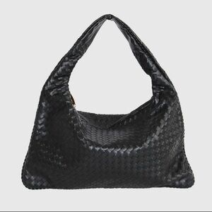 818 Donna Woven Handbag in Jet Black